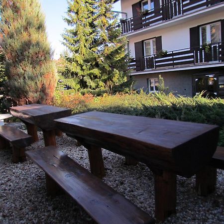 Penzion Iris Hotel Rajecke Teplice Bagian luar foto